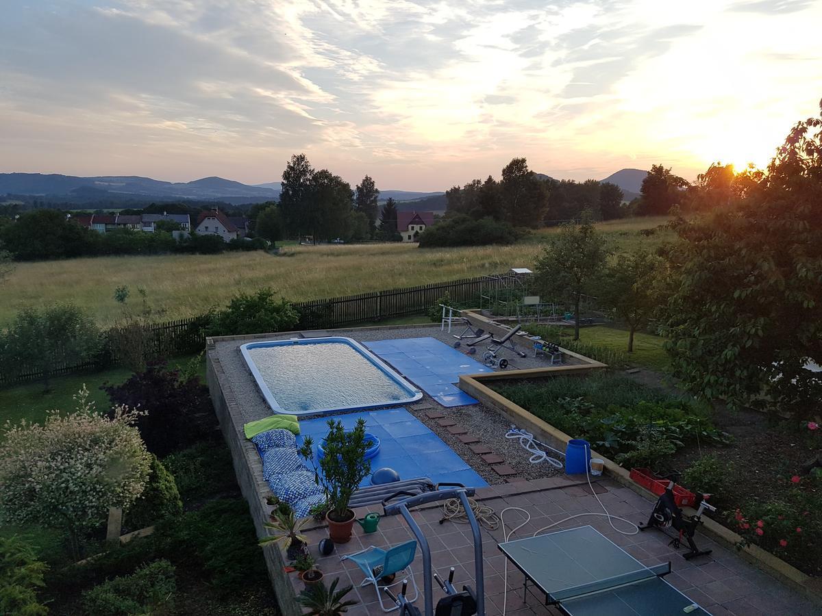 Vila Na Skalce Ceska Kamenice Exterior foto