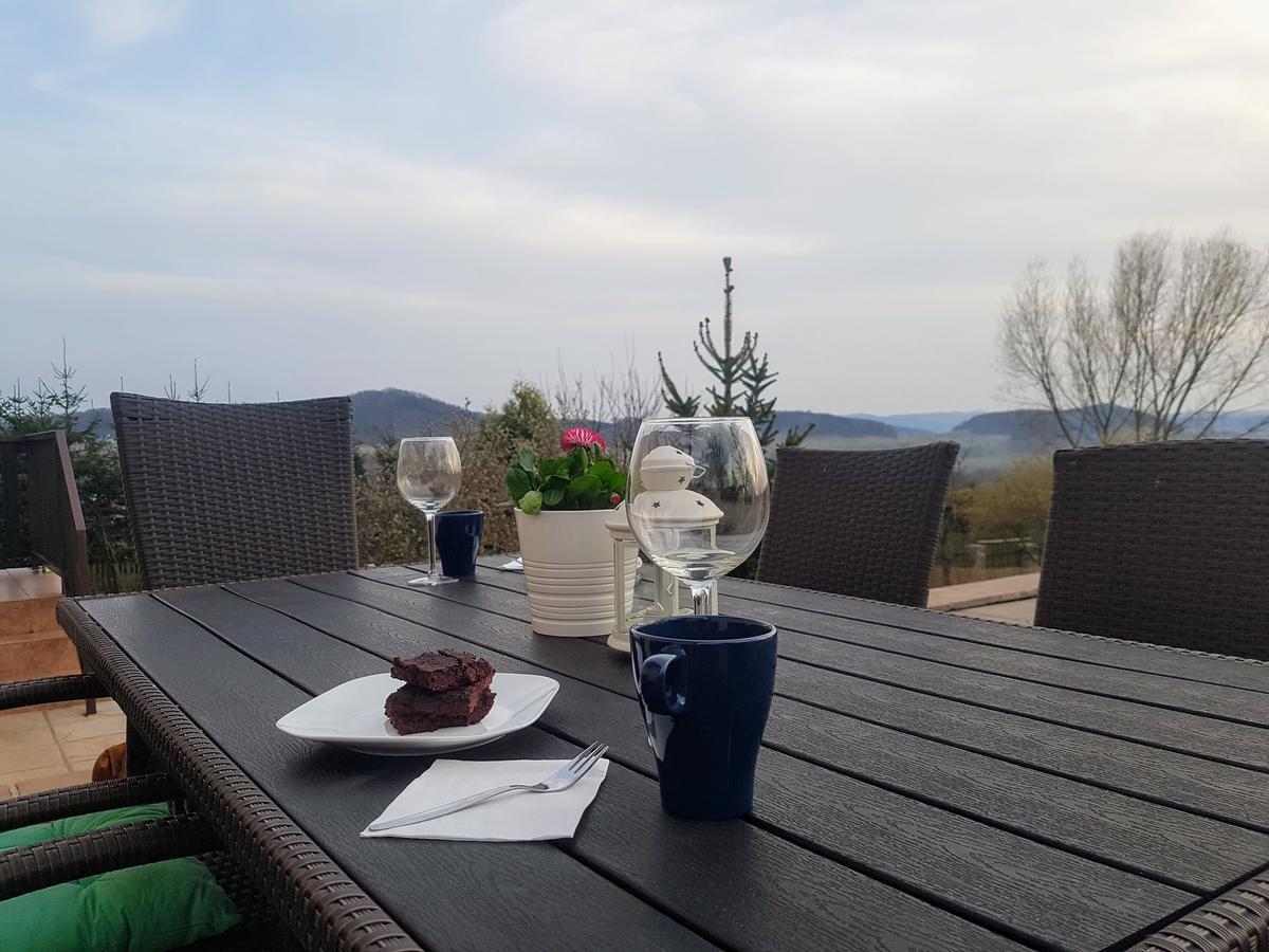 Vila Na Skalce Ceska Kamenice Exterior foto