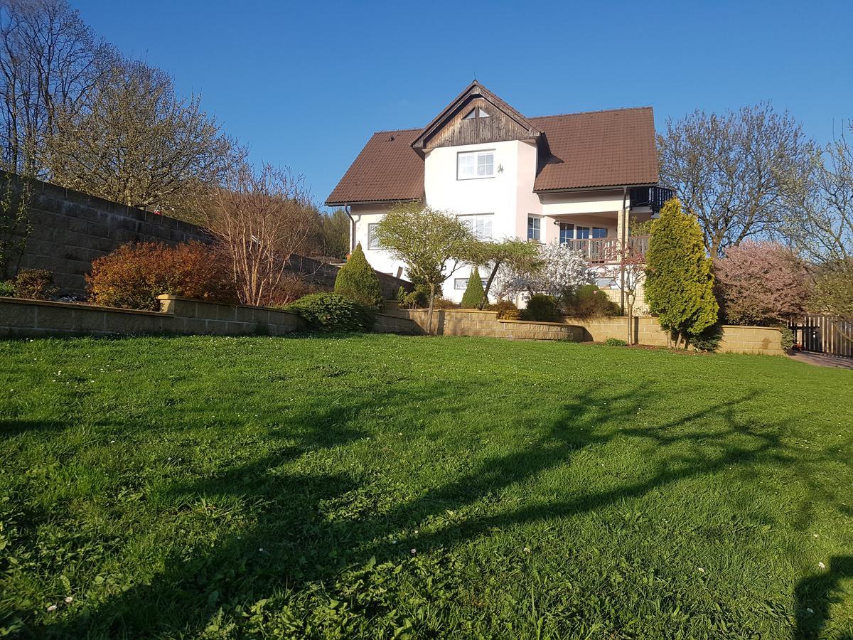 Vila Na Skalce Ceska Kamenice Exterior foto