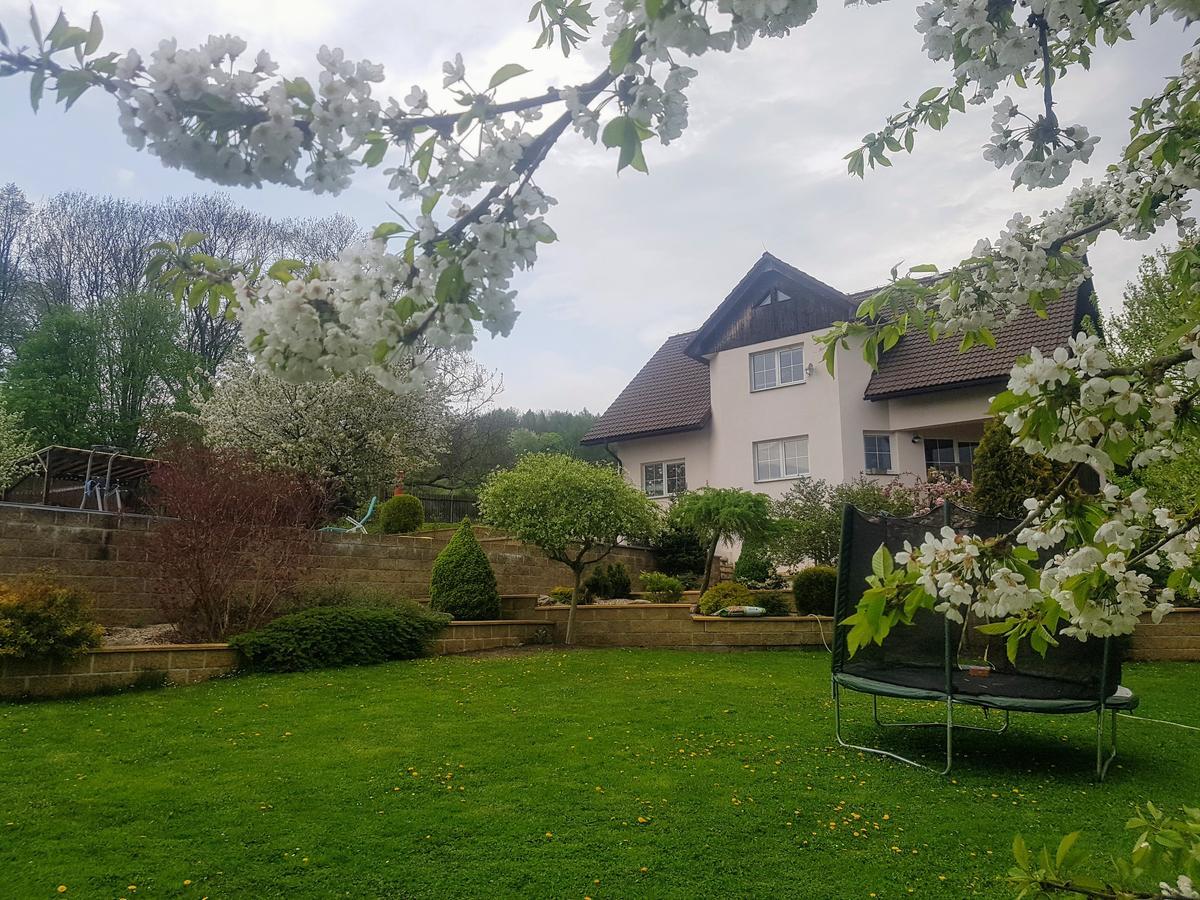 Vila Na Skalce Ceska Kamenice Exterior foto